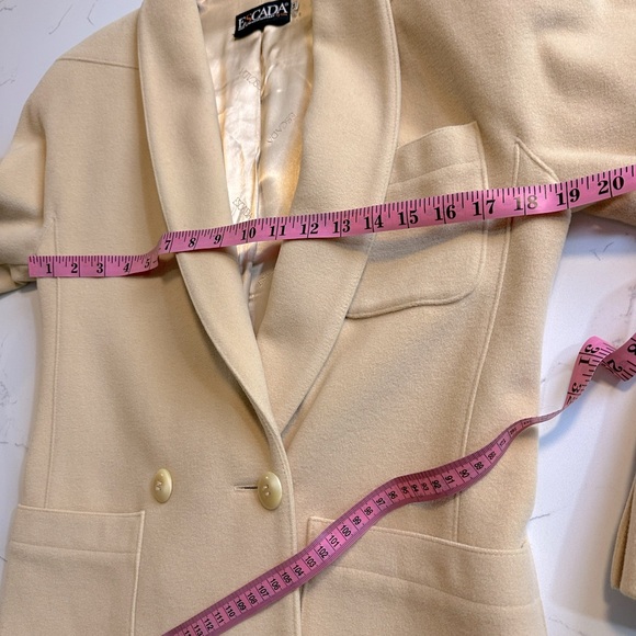 1980s Vintage ESCADA Virgin Wool Blazer Butter Yellow Size Small - Picture 6 of 11